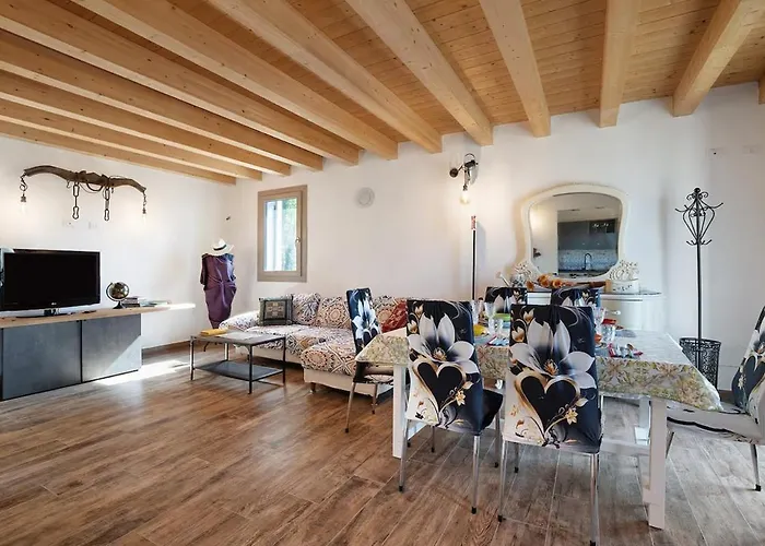 With Free Parking At The Corte Dell'angelo Trivignano